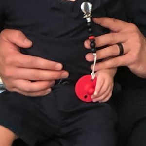 Ryan & Rose Cutie Clip - RESPONDER RED LE